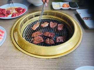 焼肉・焼酎処　栄蔵（さかぐら）